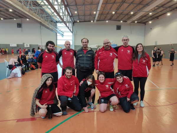 L’equip de bàsquet del Club Alba de Tàrrega es proclama campió de la lliga de la Federació Acell de Lleida