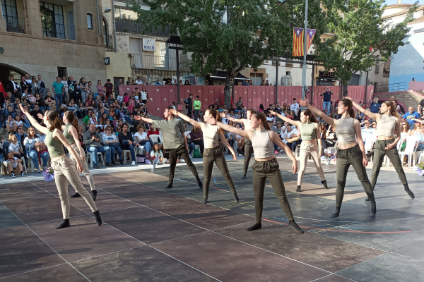 Tàrrega commemora el Dia Internacional de la Dansa amb exhibicions al carrer a càrrec d’entitats de la ciutat