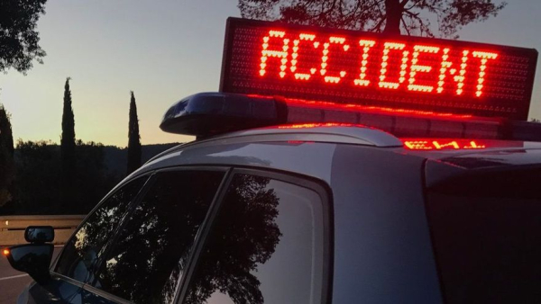 Mor un camioner atrapat a la cabina en un xoc amb un altre camió a Tàrrega
