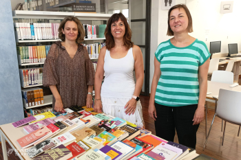 La Biblioteca Germanes Güell de Tàrrega incorpora al seu fons més d’un centenar de títols sobre feminisme