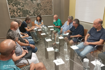 Reunió de treball a Tàrrega per incrementar les batudes de caça contra la plaga de conills