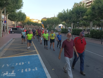 Una vuitantena de persones participen a la 6a Caminada per la Independència de Tàrrega