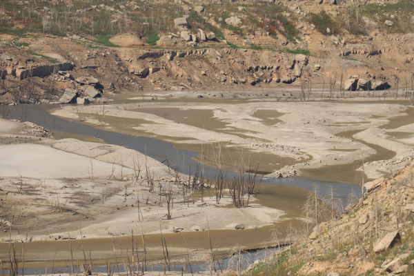 Les reserves als embassaments de la conca del Segre continuen a la baixa tot i les darreres pluges
