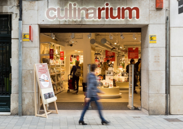 L'empresa targarina Culinarium impulsa la recollida i el reciclatge de paelles a les seves 28 botigues