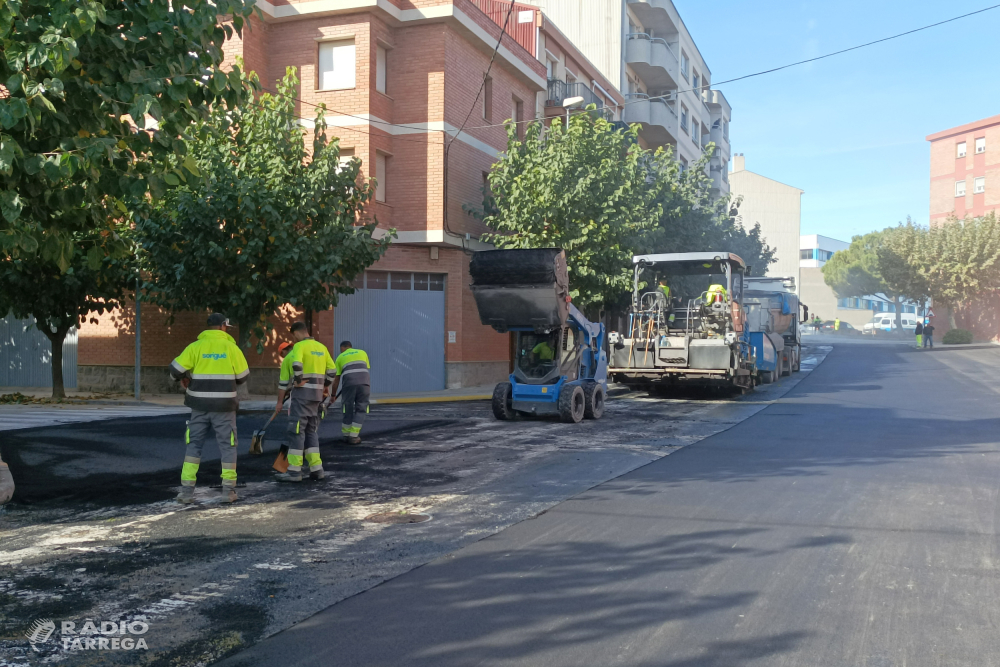 L’Ajuntament de Tàrrega inicia els treballs de renovació de paviments en una desena de carrers del nucli urbà