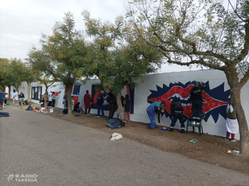 L’Associació Alba i l’Escola d’Art Ondara creen conjuntament el mural ‘Cremar els prejudicis’ a Tàrrega