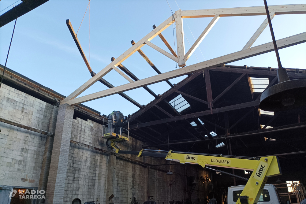 L’Ajuntament de Tàrrega ultima les obres de restauració de la coberta en una de les naus del Museu Trepat