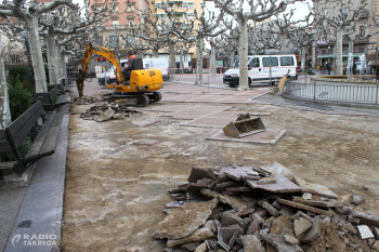 L’Ajuntament de Tàrrega renova el paviment de plaça del Carme