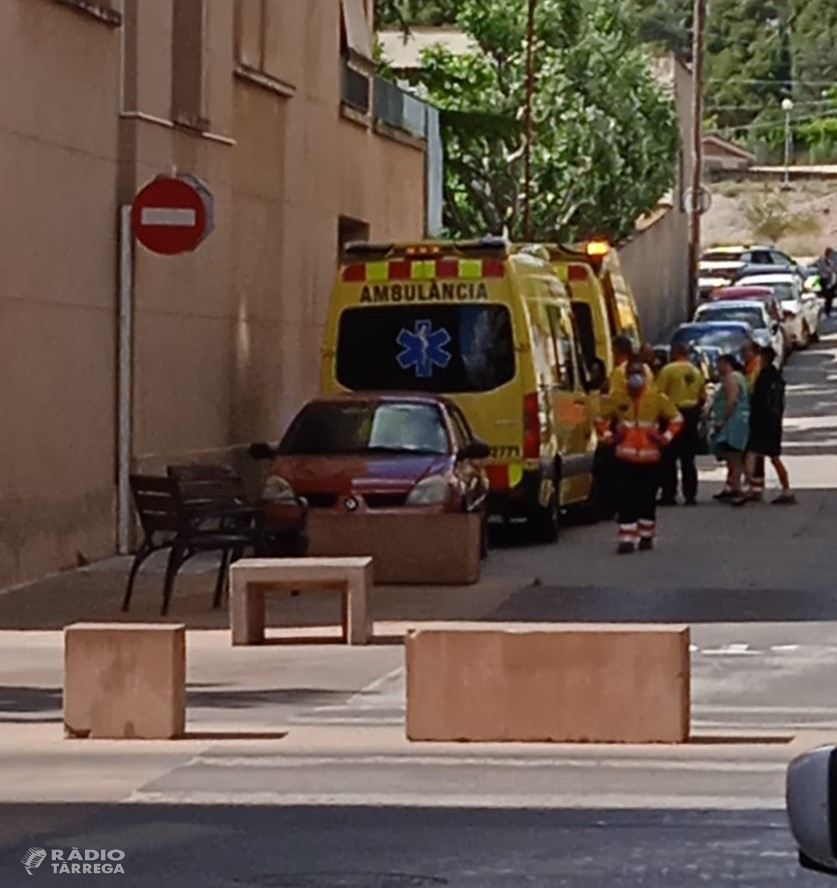 Incendi en una casa a l'avinguda Catalunya de Tàrrega