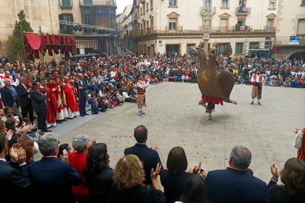 La Festa Major de Tàrrega viu una lluïda jornada de cultura popular en honor a les Santes Espines
