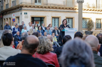 La candidata de Junts per Tàrrega, Rosa Maria Perelló, reclama “recuperar les oportunitats que ha perdut Tàrrega amb el tripartit"