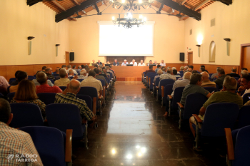 El canal d'Urgell aprova per una àmplia majoria destinar les reserves d'aigua a salvar la collita de fruita