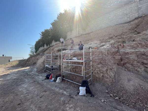 Localitzades noves restes òssies de la necròpolis medieval jueva de les Roquetes a Tàrrega