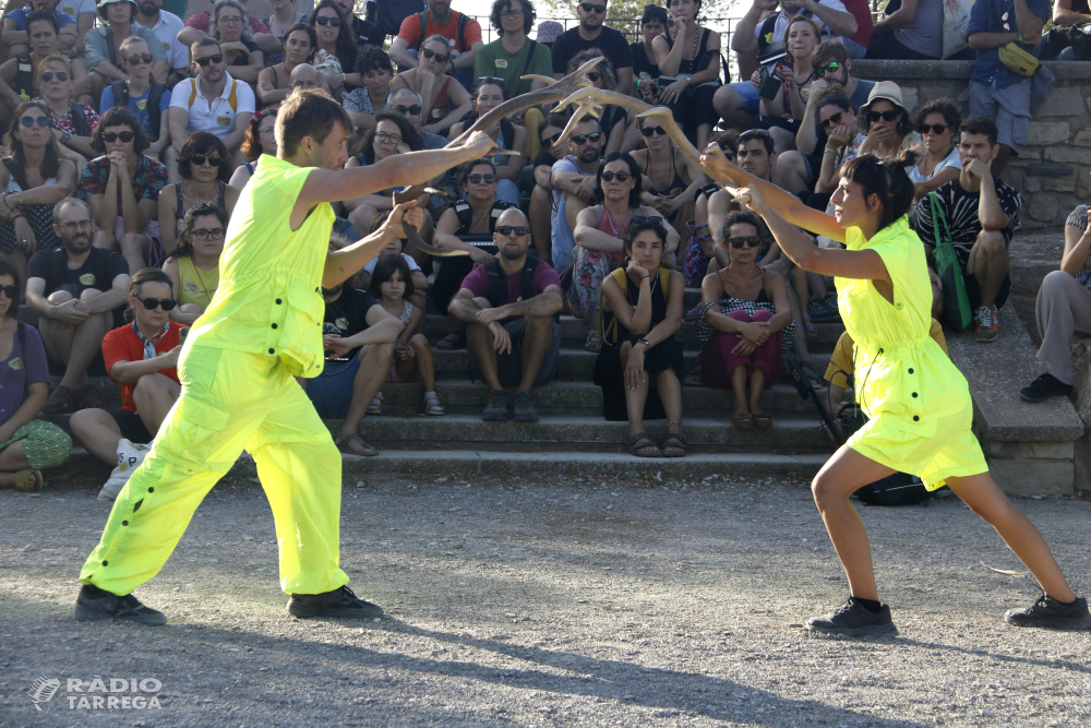 Moon Ribas & Quim Girón conviden el públic de FiraTàrrega a formar part d'un ramat humà