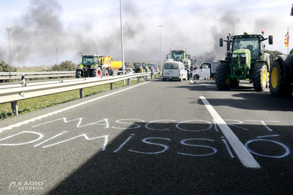 La pagesia de la demarcació de Lleida carrega contra Mascort i avisa que tallaran les carreteres 'fins que faci falta'