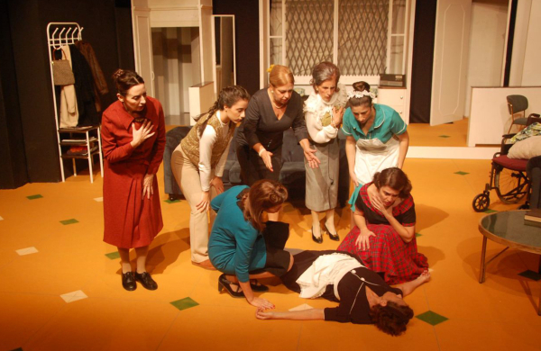 El Teatre Ateneu de Tàrrega se suma el dissabte 16 de març a la primera edició de la campanya ‘Cap butaca buida’