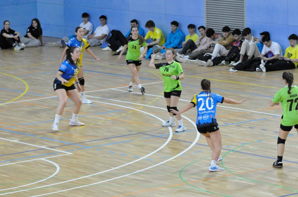 Crònica dels partits d'handbol del cap de setmana del CEACA Tàrrega