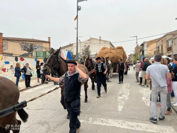 Anglesola celebra uns lluïts Tres Tombs