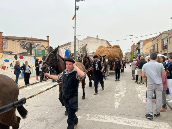 Anglesola celebra uns lluïts Tres Tombs