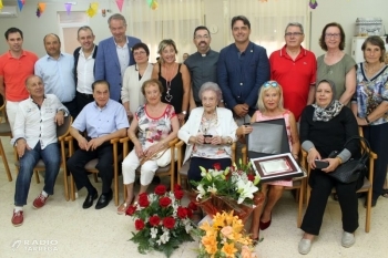 Tàrrega homenatja Trinidad Pont Brufau, besàvia que compleix 100 anys de vida