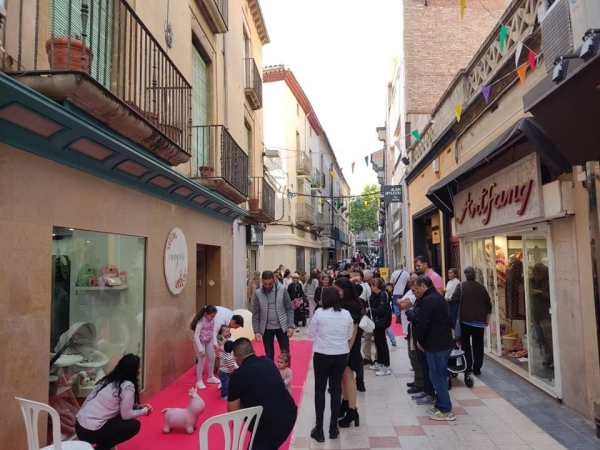 Tàrrega celebra la seva 'Festa Major del Comerç' amb la Nit Boja