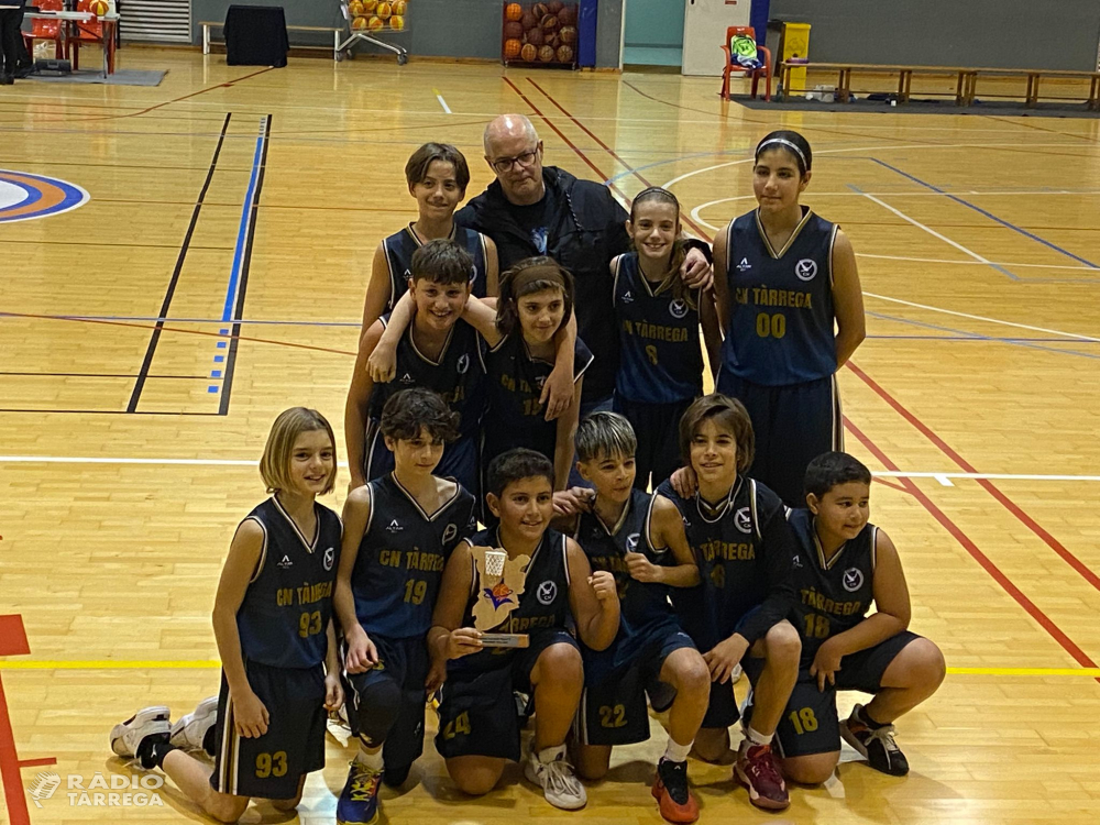 CRÒNICA DEL CLUB NATACIÓ TÀRREGA - Aquest cap de setmana, el Club Natació Tàrrega ha combinat les finals A4 de la categoria pre-infantil femení i pre-infantil masculí B amb partits de les lligues federades de les altres categories