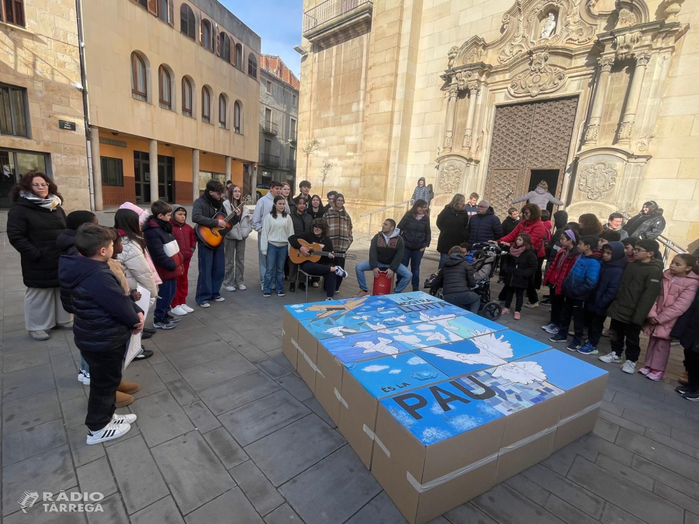 'La nostra lluita és la pau', el clam de Tàrrega en el marc del Dia Escolar per a la No Violència i la Pau