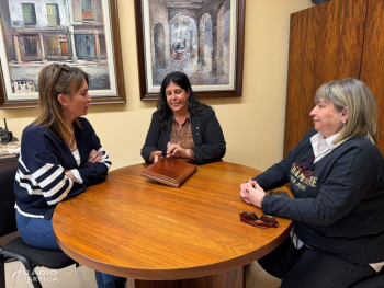 Núria Gil destaca la intenció del Govern d’incrementar el suport als municipis rurals perquè millorin els serveis en funció de les seves pròpies prioritats