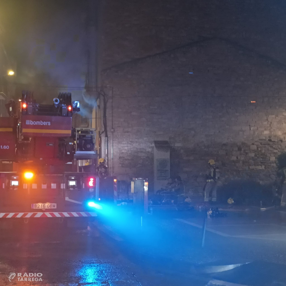 Mor una persona en l'incendi d'un habitatge del carrer Sant Joan de Tàrrega