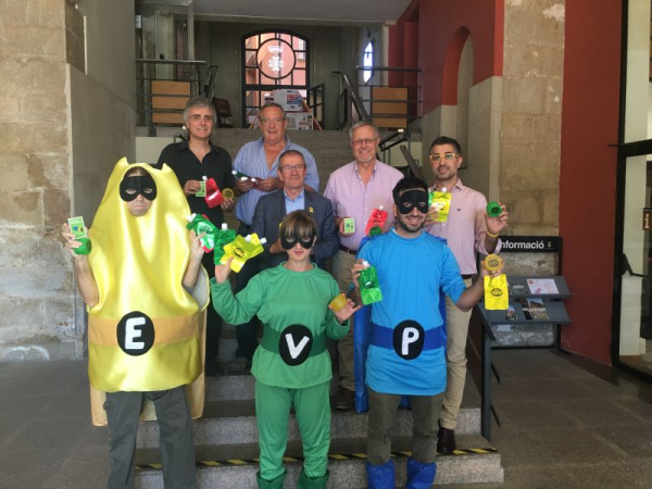 La recollida selectiva al punt de mira d’Òscar, el superheroi urgellenc de l’orgànica
