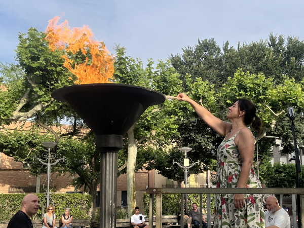 Tàrrega rep amb tots els honors la Flama del Canigó per celebrar la revetlla de Sant Joan