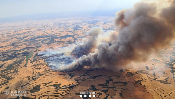 L'incendi a Torrefeta i Florejacs obliga a confinar nou municipis, entre els quals Agramunt
