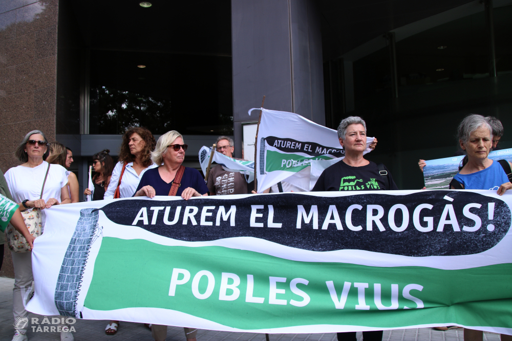 Pobles Vius porta la protesta contra la planta de biogàs de la Sentiu a les portes de Territori
