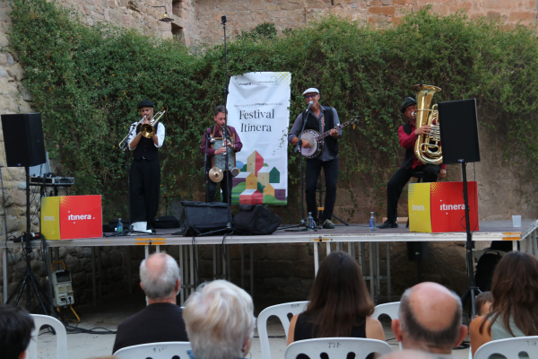 Florejacs i el Festival Itinera celebren un concert solidari amb els micropobles afectats per l'incendi de Torrefeta