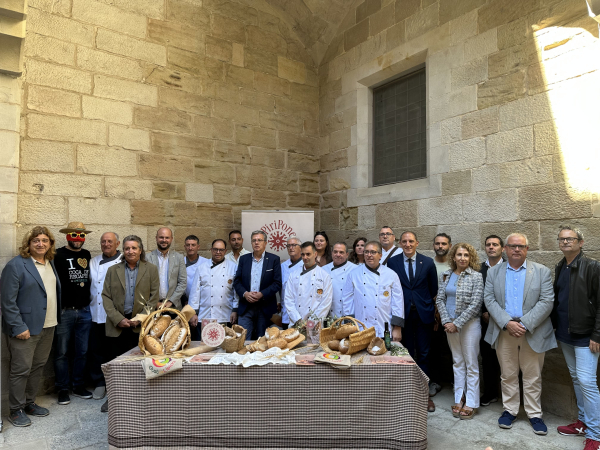 El PiriPonent, el nou pa fet amb massa mare de fruita, arribarà a La Fuliola i cinc localitats més de les terres de Lleida