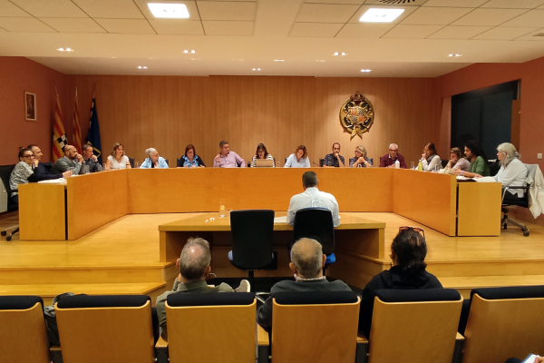 El Ple de Tàrrega aprova per unanimitat una moció en contra de la instal·lació de plantes de biogàs al territori