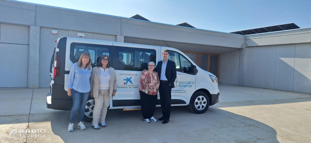 L’Associació Alzheimer de Tàrrega i Comarca adquireix un vehicle adaptat gràcies al suport de la Fundació 'la Caixa'
