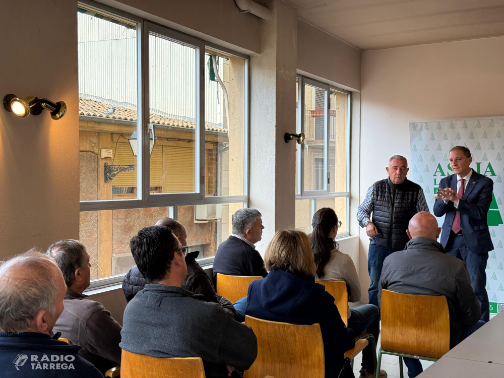 El subdelegat del Govern es reuneix amb pagesos i ramaders d’ASAJA afectats pels incendis de l’estiu