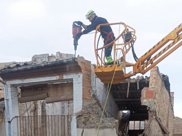 L’Ajuntament de Tàrrega enderroca els edificis en estat d'abandó situats al carrer d’Urgell com a mesura de seguretat