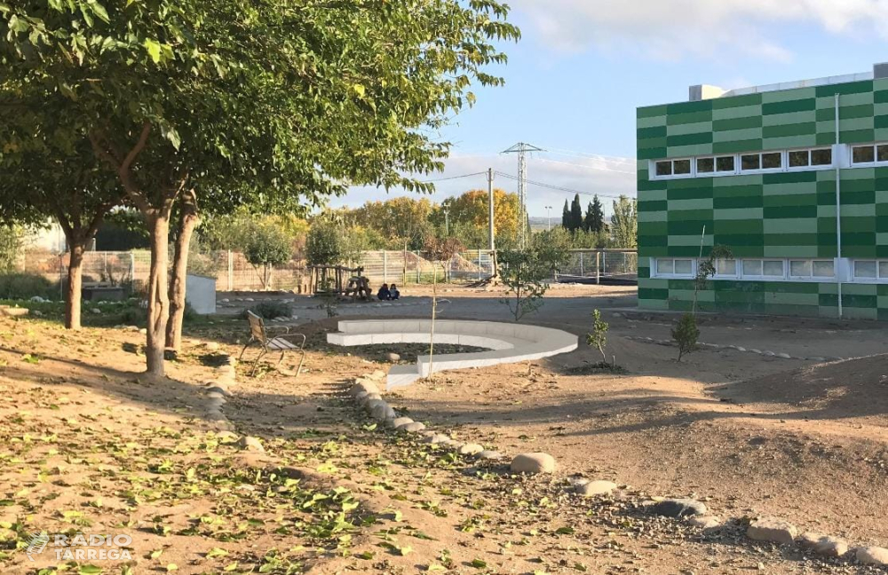 La Cooperativa Quàlia premia l'escola Maria Mercè Marçal en el marc de la primera edició de la convocatòria 'Projectes que activen la comunitat educativa'