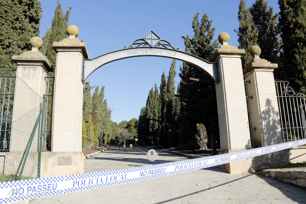 Ratxes de vent superiors als 80 km/h i carrers més buits de l'habitual a Ponent