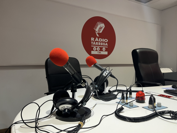 Més de 2,9 milions de persones escolten cada mes la ràdio en català