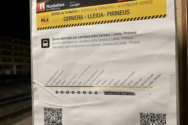 El servei de l'RL4 es reprèn totalment en tren després d'unes primeres hores amb una incidència per causes operatives