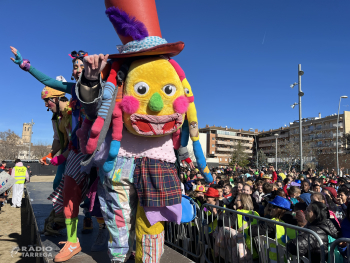 Tàrrega reuneix més de 2.200 infants de totes les escoles en ‘La Festa dels Poca-soltes’, que tanca una setmana d’activitats del Carnestoltes
