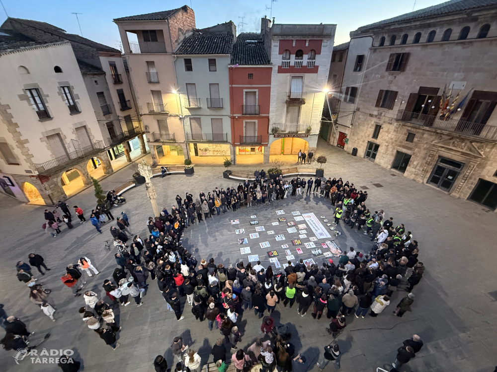 Manifestació a Tàrrega per reclamar modificar la llei del menor per l'assassinat del Juan