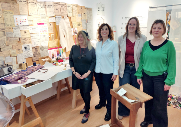 Tàrrega inaugura una exposició que reivindica les dones 'invisibilitzades' en els oficis tèxtils per commemorar el 8-M
