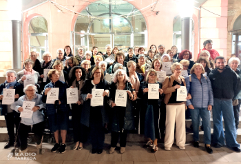 Tàrrega ret homenatge a un centenar de dones treballadores dels oficis tèxtils