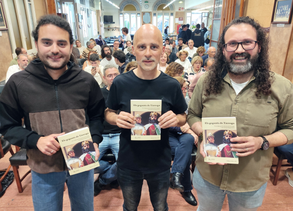 Tàrrega edita un llibre sobre la història dels gegants de la ciutat en el marc de la Festa Major