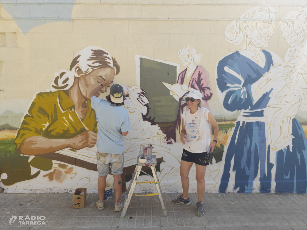 Tornabous homenatja les dones del quotidià amb un nou mural al carrer Llibertat