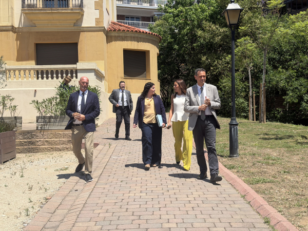 Educació i els sindicats majoritaris arriben a un acord després d'una jornada maratoniana de negociacions